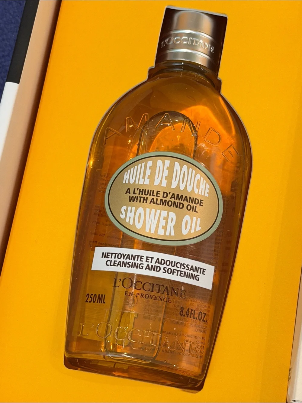 NWT. L'Occitane Cleansing and Softening Almond Shower Oil, 250ML